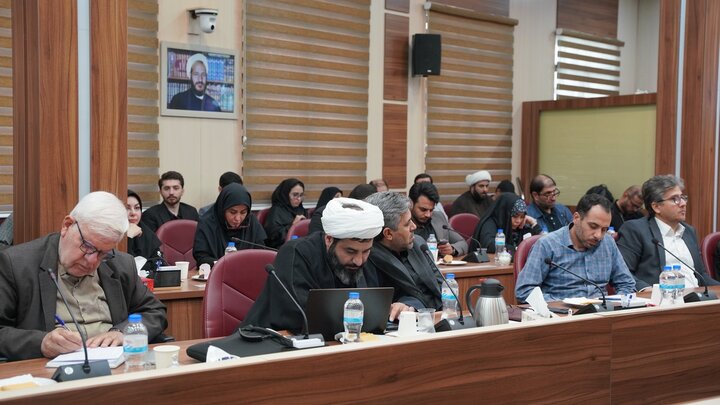 تصاویر/ نشست ستاد مرکزی مراسم یوم‌الله 13 آبان و روز ملی مبارزه با استکبار جهانی