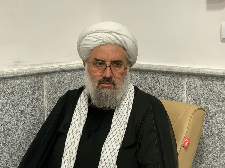 تصاویر / برگزاری مراسم روضه ایام فاطمیه در دفتر امام جمعه ملایر