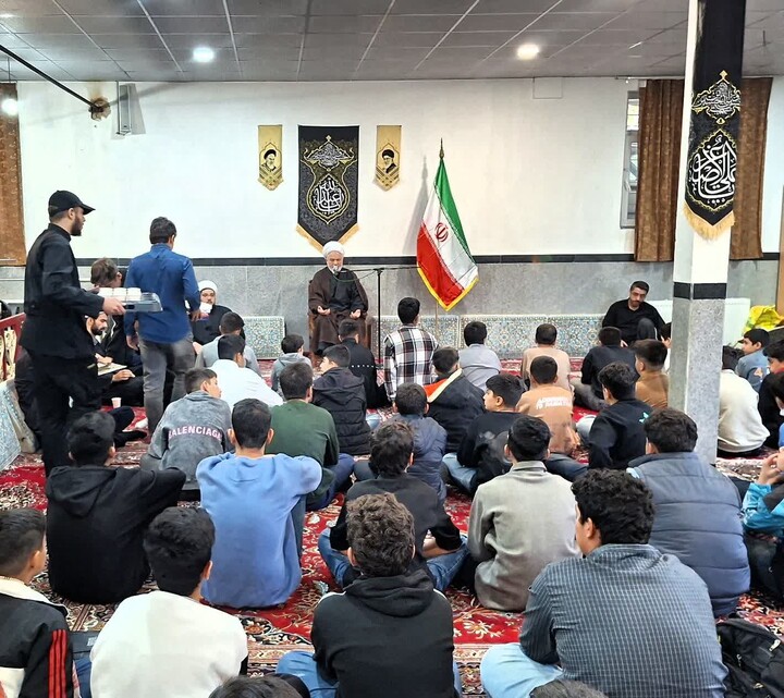 تصاویر /  برگزاری مراسم عزاداری ایام فاطمیه در اسدآباد