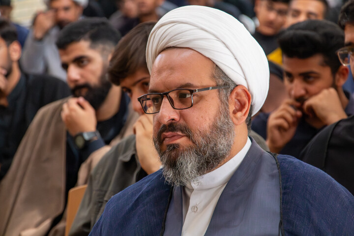 تصاویر/ دیدار مشاور رئیس جمهور در امور روحانیت با طلاب و روحانیون استان کرمان