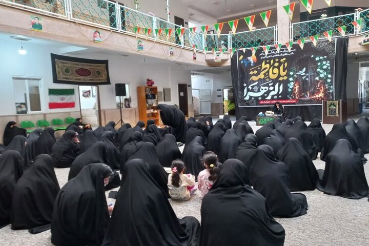 تصاویر/ عشق و دل‌دادگی بانوان طلبه برازجانی به بانوی دو عالم