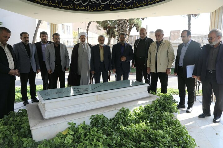 تصاویر/ بازدید کمیسیون امورداخلی کشور در مجلس از سازمان ثبت احوال کشور