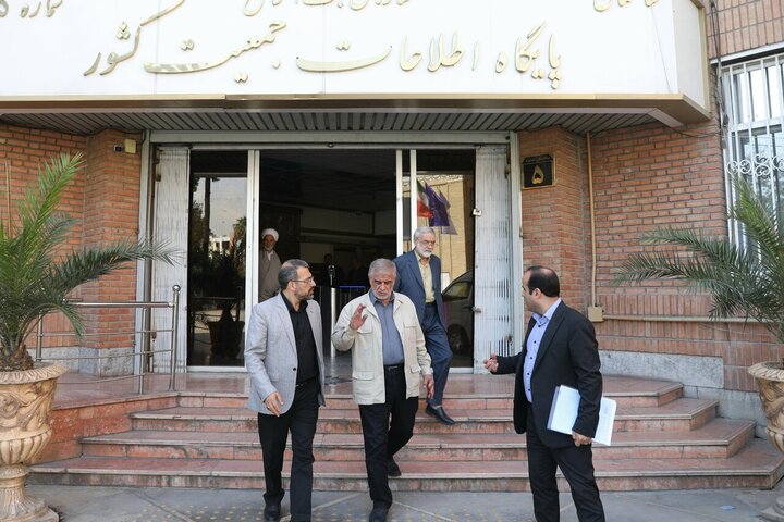تصاویر/ بازدید کمیسیون امورداخلی کشور در مجلس از سازمان ثبت احوال کشور