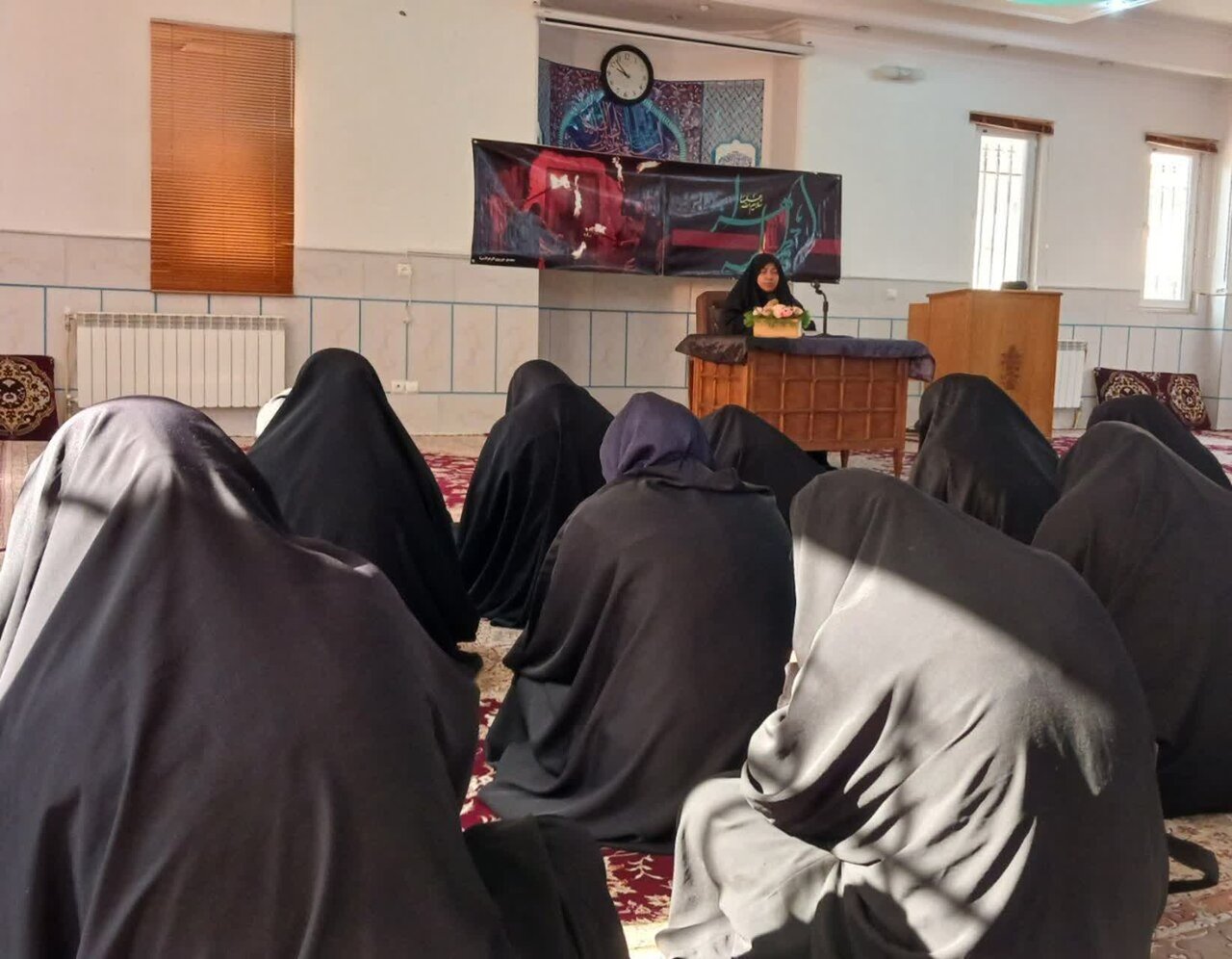 قلم و بصیرت طلاب، امتداد راه شهدا در جبهه فرهنگی است