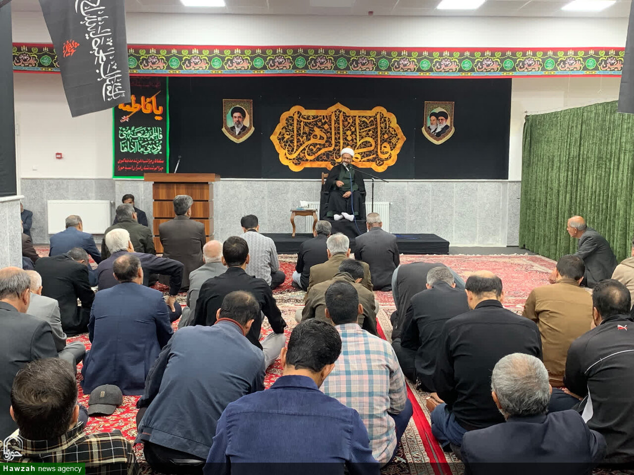 تصاویر / برگزاری مراسم روضه ایام فاطمیه در دفتر امام جمعه ملایر
