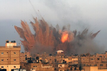 Régime sioniste bombarde l’Université islamique de Gaza