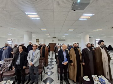 فیلم| مراسم رونمایی از آثار روحانیون مدرسه علمیه آستانه اشرفیه