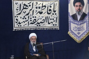 حضرت زهرا (س)سرچشمه نور و معنویت است /ملت ایران همیشه در برابر تهدیدها ایستادگی می کنند
