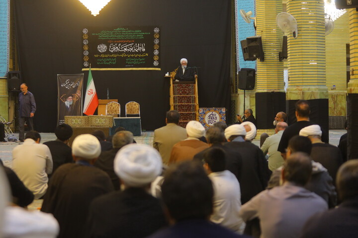 تصاویر / مراسم ترحیم همسر مرحوم آیت‌الله سید حسن طاهری خرم‌آبادی