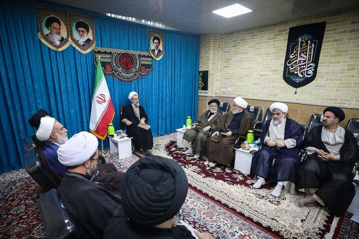 تصاویر / گردهمایی ائمه جمعه استان قزوین به میزبانی دفتر امام جمعه شهر اقبالیه  قزوین