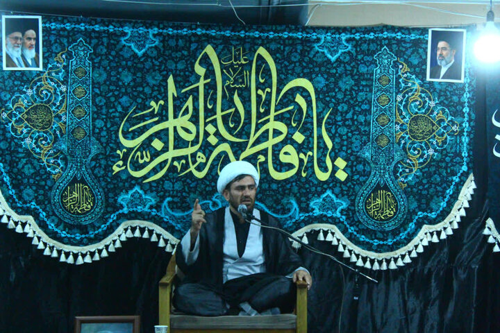 تصاویر/ مراسم عزاداری حضرت فاطمه زهرا (س) در مدرسه علمیه رسول اکرم (ص)
