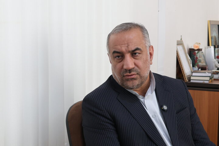 تصاویر/ دیدار رئیس سازمان زندان‌ها و اقدامات تأمینی و تربیتی کشور با نماینده ولی‌فقیه در چهارمحال و بختیاری