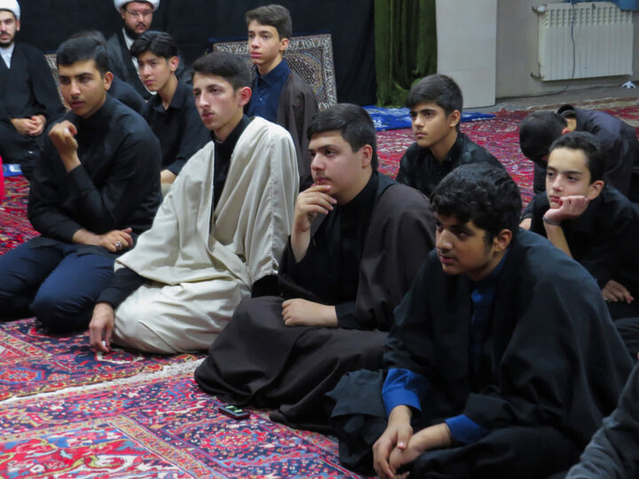 تصاویر/ مراسم سوگواری ایام فاطمیه در مدرسه علمیه خوی
