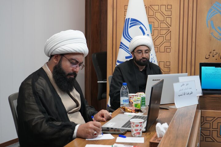 کرسی علمی ترویجی با موضوع بررسی فقهی استفاده از سلاح کشتار جمعی