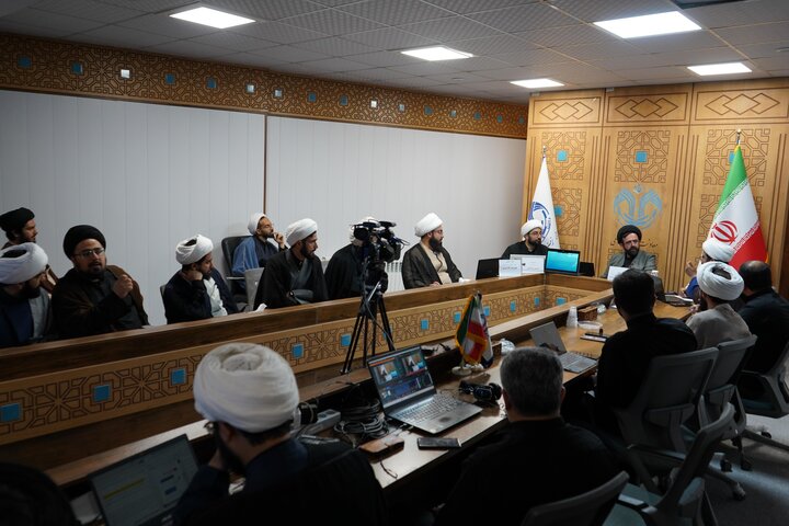 کرسی علمی ترویجی با موضوع بررسی فقهی استفاده از سلاح کشتار جمعی