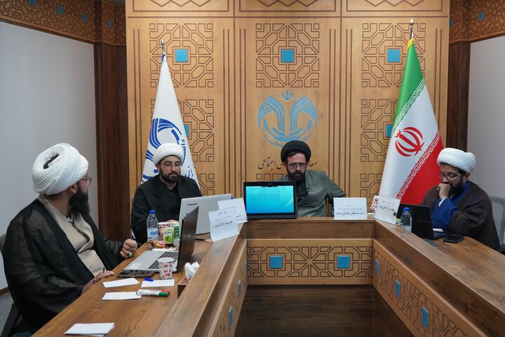کرسی علمی ترویجی با موضوع بررسی فقهی استفاده از سلاح کشتار جمعی