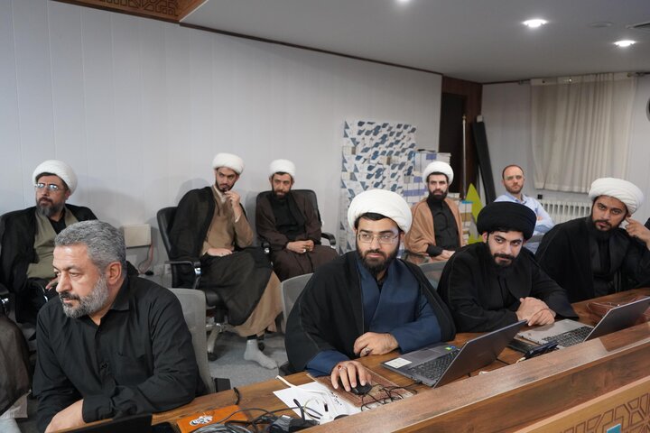 کرسی علمی ترویجی با موضوع بررسی فقهی استفاده از سلاح کشتار جمعی