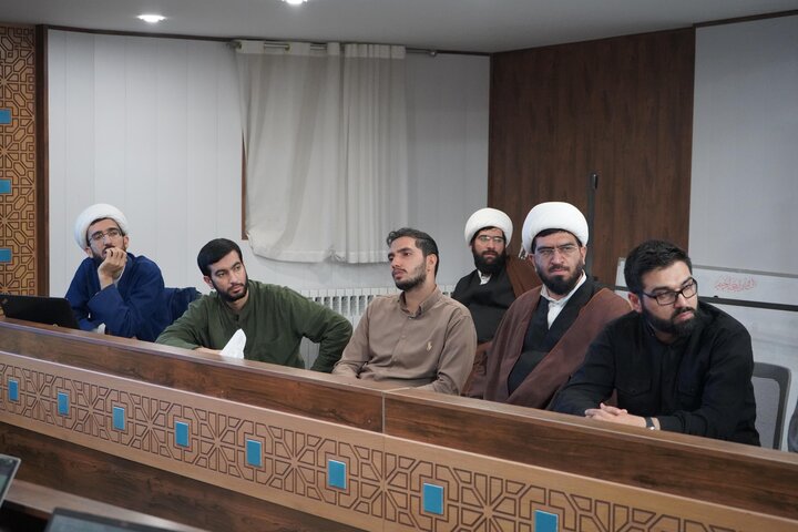 کرسی علمی ترویجی با موضوع بررسی فقهی استفاده از سلاح کشتار جمعی