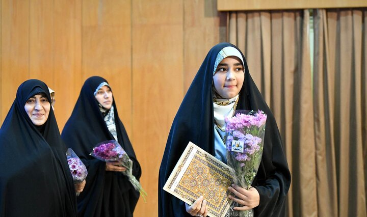 تصاویر/ مراسم اختتامیه کلاس‌های قرآنی مجموعه دارالقرآن آستان عبدالعظیم(ع)