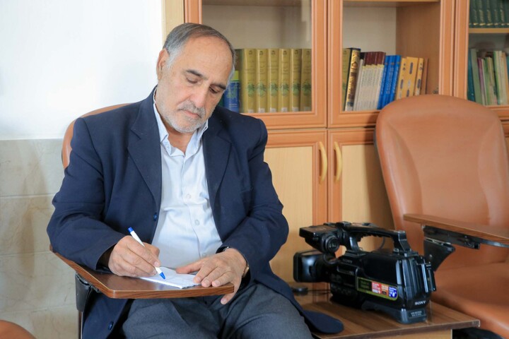 تصاویر| دیدار رئیس سازمان حفاظت محیط‌زیست با نماینده ولی‌فقیه در خراسان جنوبی