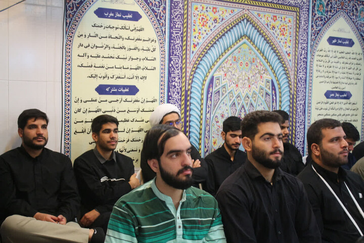 تصاویر/ پنجاه و یکمین جلسه از سلسله‌ جلسات شرحی بر احادیث کتاب اصول کافی در مدرسه علمیه امام مهدی (عج) کرمان