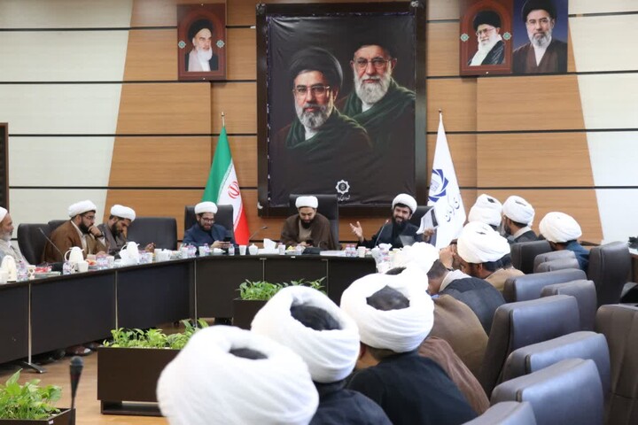 تصاویر/ گردهمایی مدیران تبلیغات اسلامی استان کرمان با موضوع هم‌اندیشی خط محتوایی خونخواهی و پیشرانی بانوان