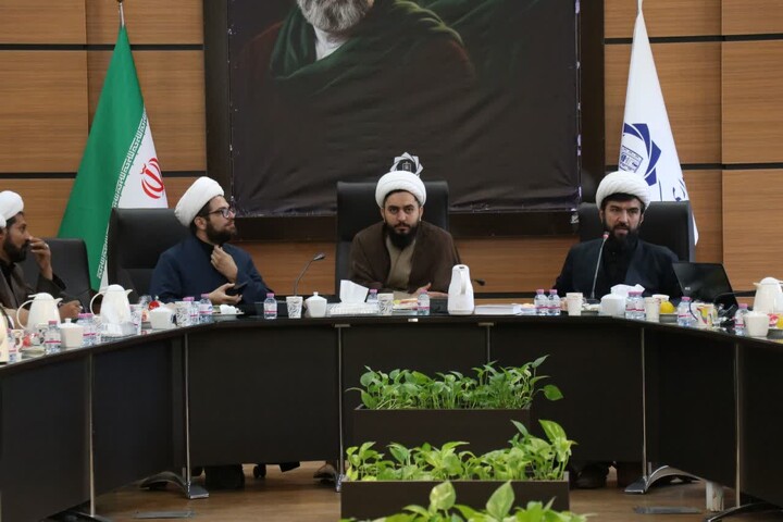 تصاویر/ گردهمایی مدیران تبلیغات اسلامی استان کرمان با موضوع هم‌اندیشی خط محتوایی خونخواهی و پیشرانی بانوان