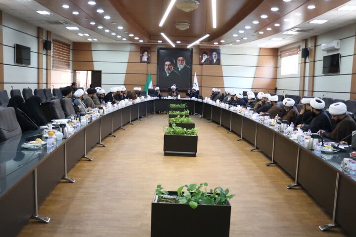 تصاویر/ گردهمایی مدیران تبلیغات اسلامی استان کرمان با موضوع هم‌اندیشی خط محتوایی خونخواهی و پیشرانی بانوان