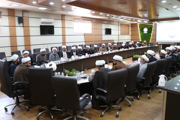 تصاویر/ گردهمایی مدیران تبلیغات اسلامی استان کرمان با موضوع هم‌اندیشی خط محتوایی خونخواهی و پیشرانی بانوان