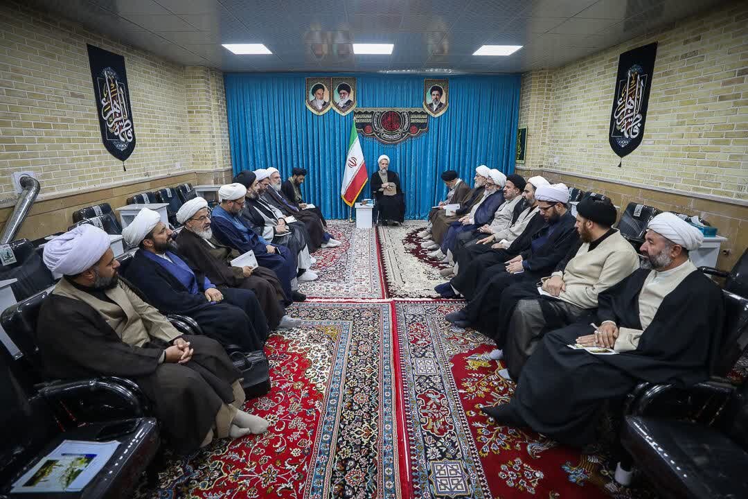 تصاویر / گردهمایی ائمه جمعه استان قزوین به میزبانی دفتر امام جمعه شهر اقبالیه
