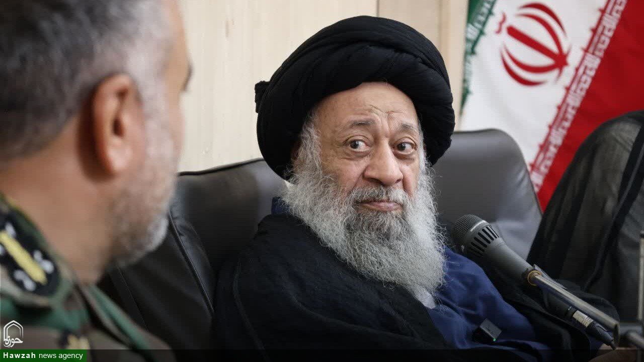 فرمانده قرارگاه منطقه‌ای نزاجا با آیت‌الله موسوی جزایری دیدار کرد