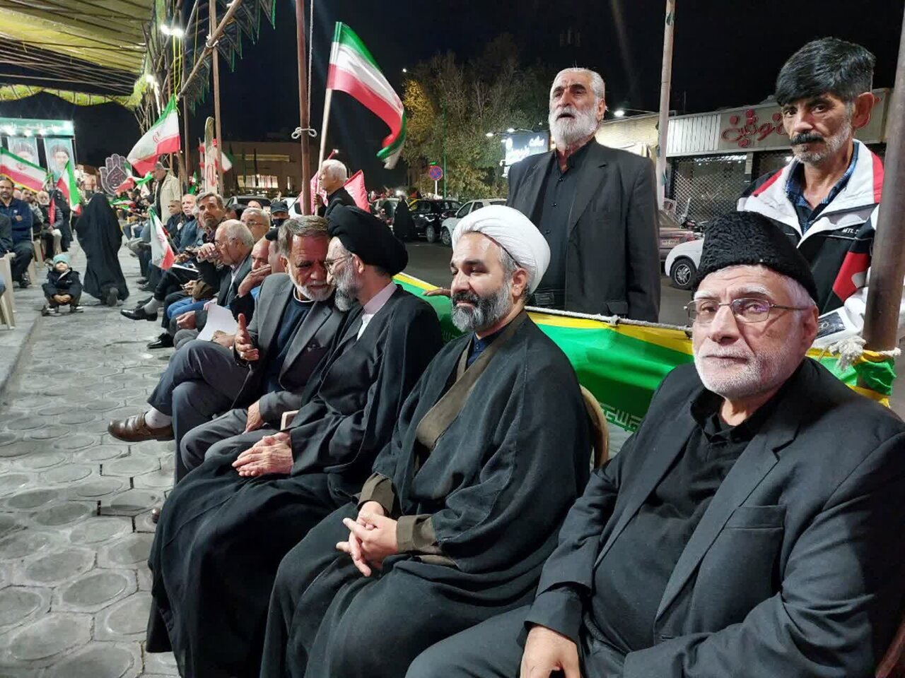 رأی قاطع ۸۵ درصدی مجلس خبرگان به رهبری آیت‌الله سید مجتبی خامنه‌ای / تأیید صلاحیت علمی و فقهی رهبر جدید از سوی مراجع عظام تقلید+تصاویر