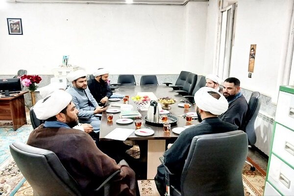 جلسه شورای آموزش مدرسه علمیه امام خمینی(ره) هرسین برگزار شد+عکس