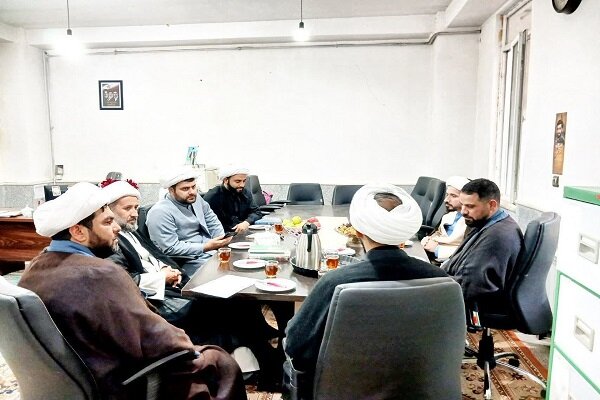 جلسه شورای آموزش مدرسه علمیه امام خمینی(ره) هرسین برگزار شد+عکس