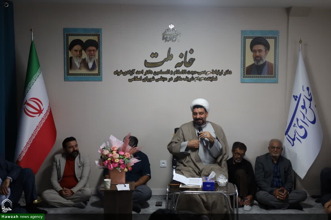 حجت‌الاسلام والمسلمین احد آزادی‌خواه