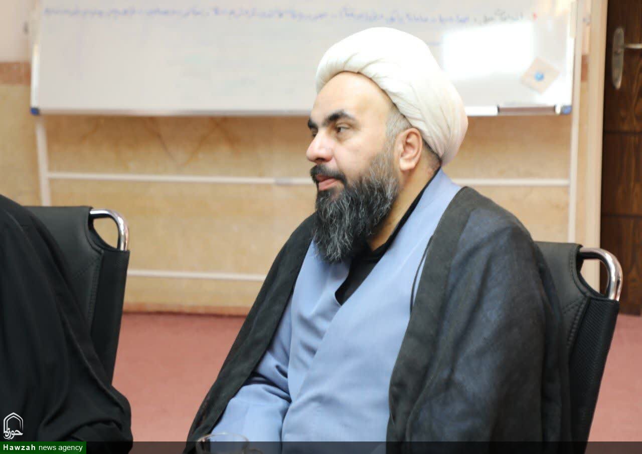 جلسه قرارگاه جنگ ترکیبی بلاغ مبین حوزه علمیه استان یزد