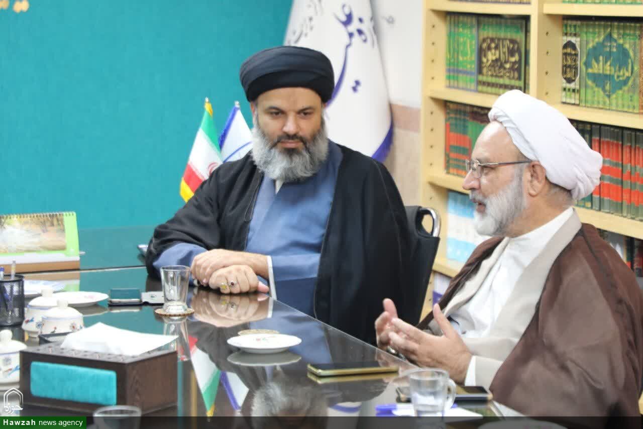 جلسه قرارگاه جنگ ترکیبی بلاغ مبین حوزه علمیه استان یزد