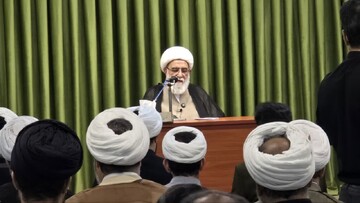 فیلم | بازدید آیت‌الله شب‌زنده‌دار از مرکز ملی پاسخ‌گویی به سوالات دینی