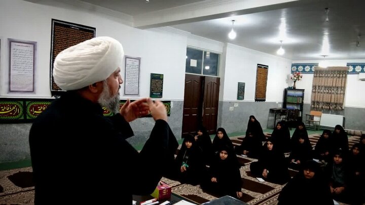 تصاویر/ نشست تخصصی باموضوع خانواده در مدرسه علمیه معصومیه فهرج