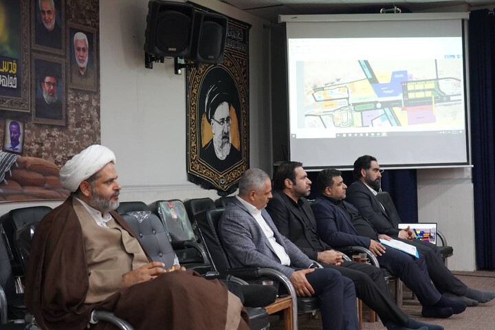 دیدار مدیران سازمان منطقه آزاد اروند با نماینده ولی فقیه در خوزستان