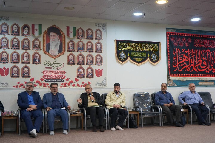 دیدار مدیران سازمان منطقه آزاد اروند با نماینده ولی فقیه در خوزستان