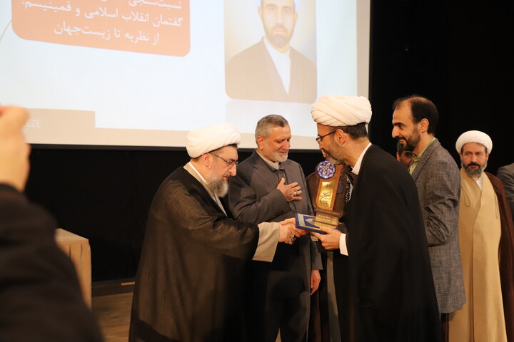 تصاویر / برگزاری همایش «زن تراز در گفتمان انقلاب اسلامی» در تبریز