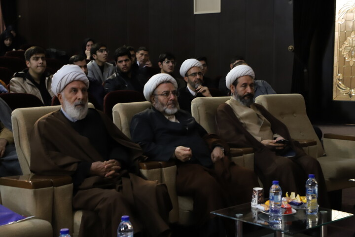 تصاویر / برگزاری همایش «زن تراز در گفتمان انقلاب اسلامی» در تبریز
