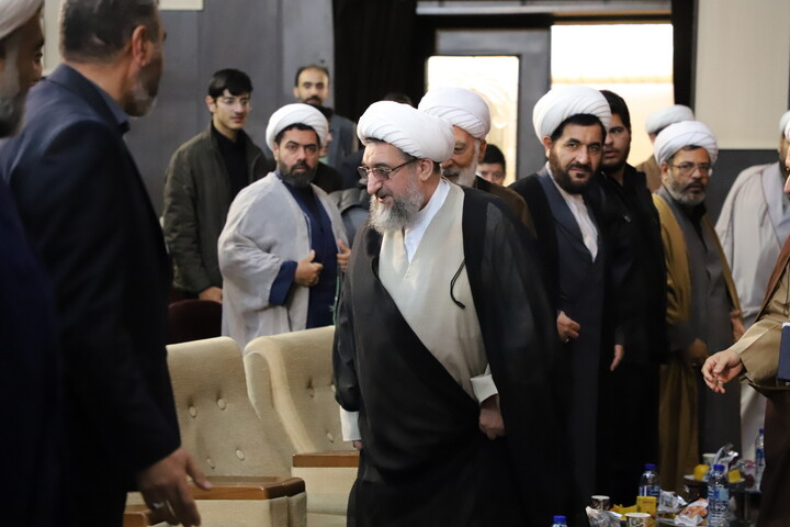 تصاویر / برگزاری همایش «زن تراز در گفتمان انقلاب اسلامی» در تبریز