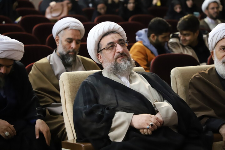 تصاویر / برگزاری همایش «زن تراز در گفتمان انقلاب اسلامی» در تبریز