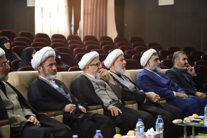 تصاویر / برگزاری همایش «زن تراز در گفتمان انقلاب اسلامی» در تبریز