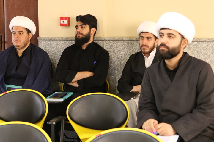 تصاویر/ برگزاری دوره مهارت سخنوری در همدان