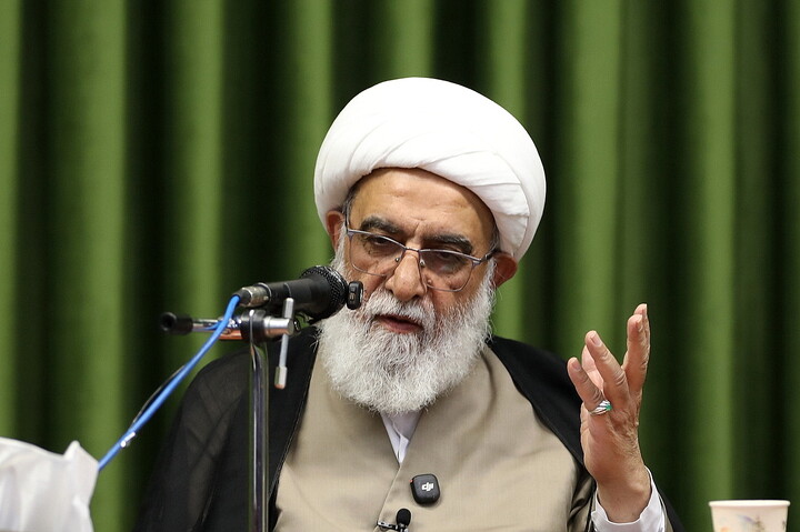 تصاویر/ بازدید آیت الله شب زنده ار از مرکز ملی پاسخگویی به سوالات دینی
