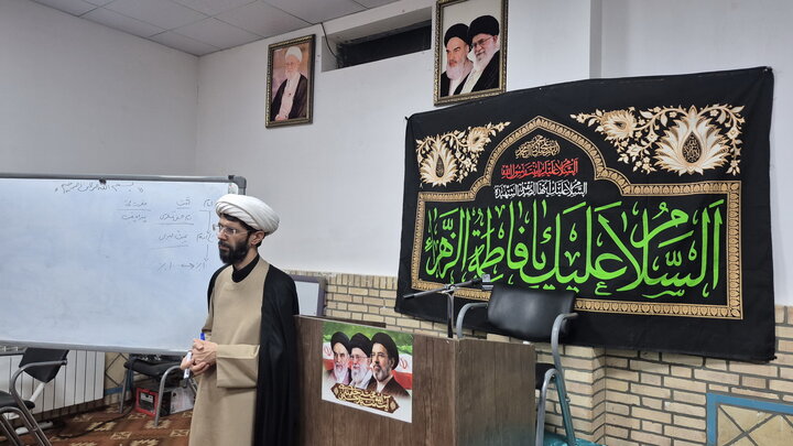 تصاویر/ نشست گفتمانی تشکیلاتی بعثت محله شهرستان کاشان