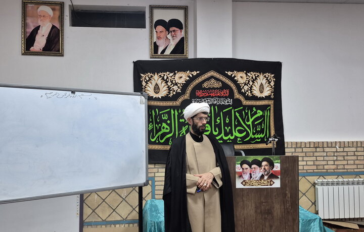 تصاویر/ نشست گفتمانی تشکیلاتی بعثت محله شهرستان کاشان